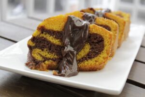 Aprenda a Fazer Esse Incrível Bolo de Cenoura Zero com Chocolate e Desfrute de Um Sabor Irresistível Sem Culpa!
